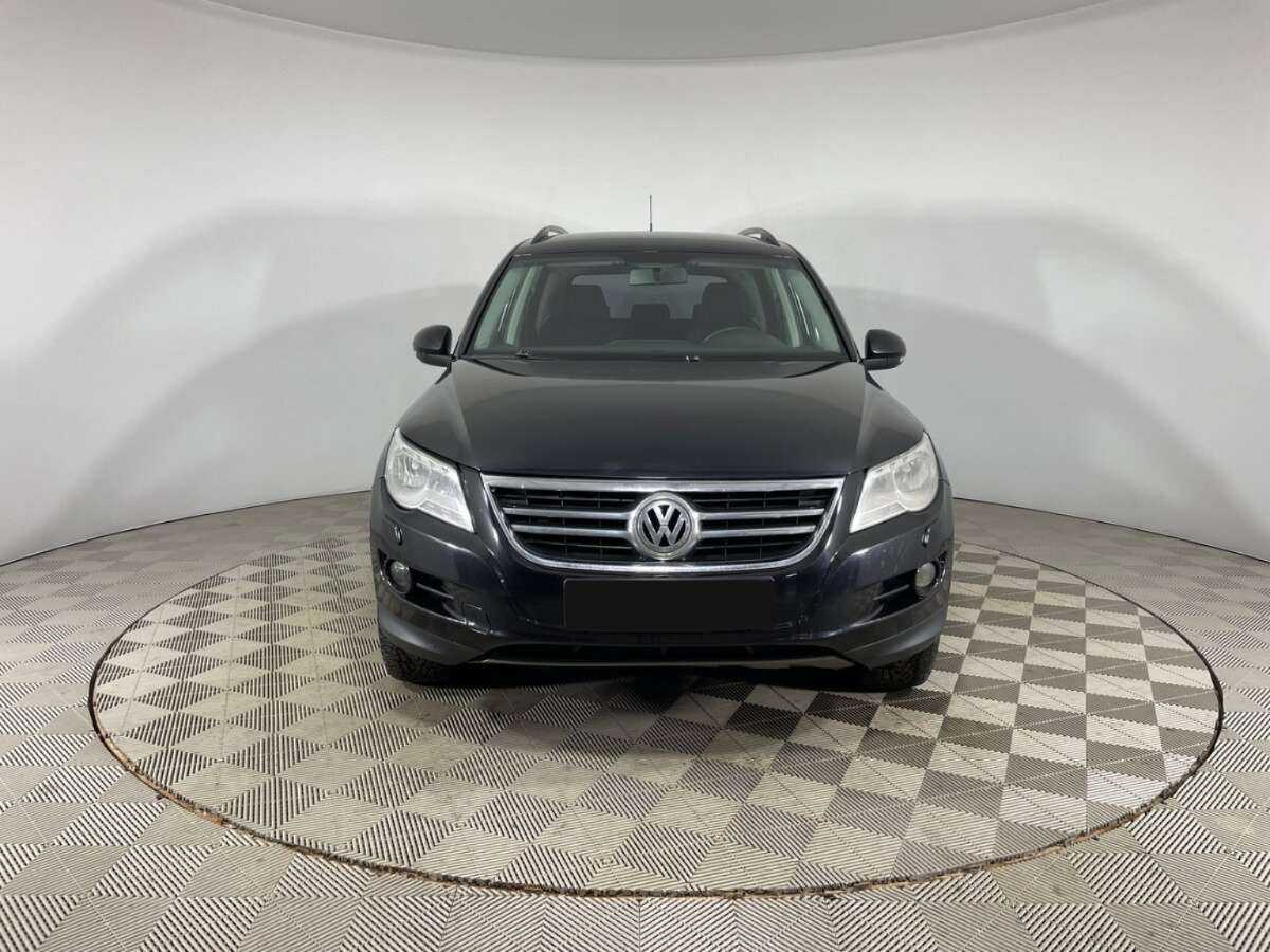 Volkswagen Tiguan с пробегом — 2010 год. Фото: #1