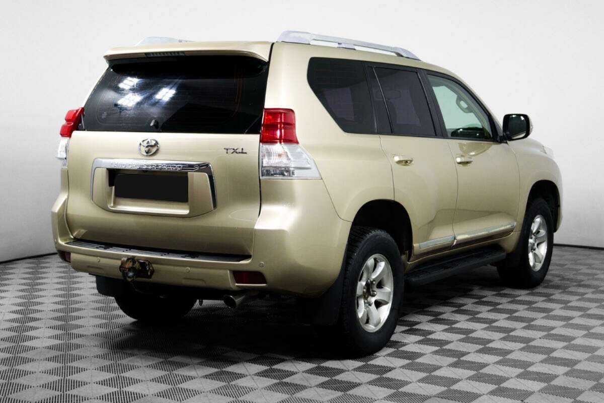 Toyota Land Cruiser Prado с пробегом — 2011 год. Фото: #4