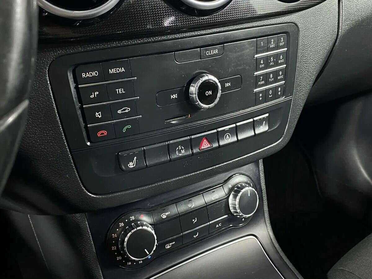 Mercedes-Benz B-Класс с пробегом — 2015 год. Фото: #12
