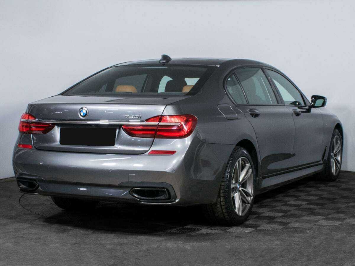 BMW 7 серии с пробегом — 2018 год. Фото: #4