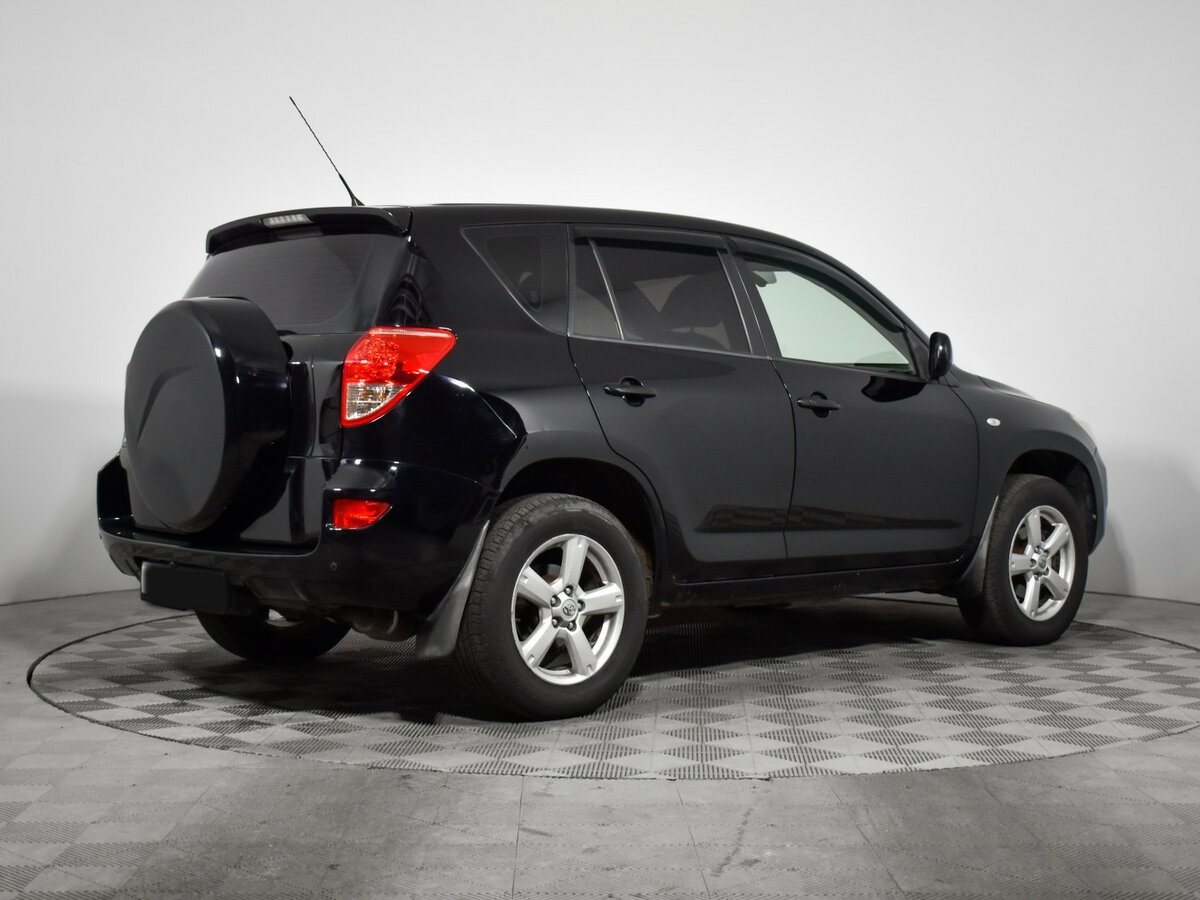 Toyota RAV4 с пробегом — 2006 год. Фото: #4