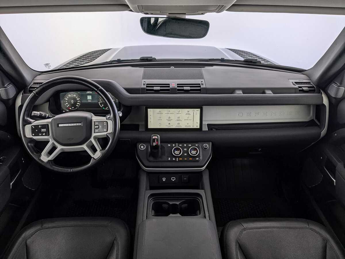 Land Rover Defender с пробегом — 2021 год. Фото: #13