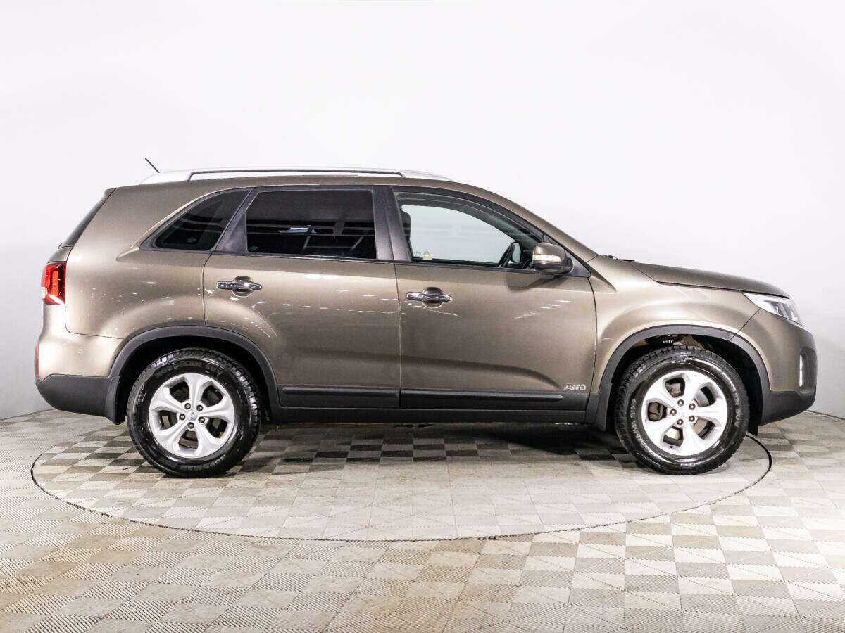 Kia Sorento с пробегом — 2014 год. Фото: #3