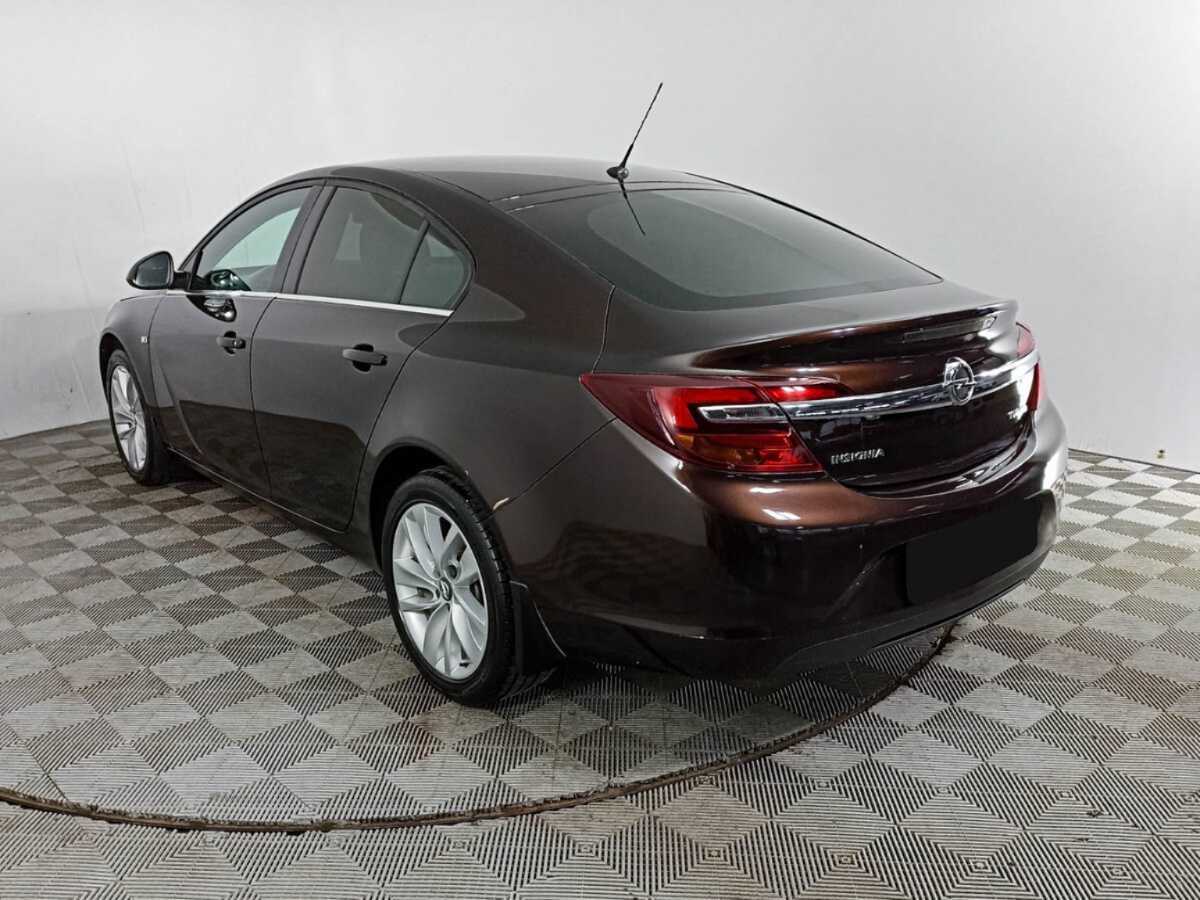 Opel Insignia с пробегом — 2014 год. Фото: #6