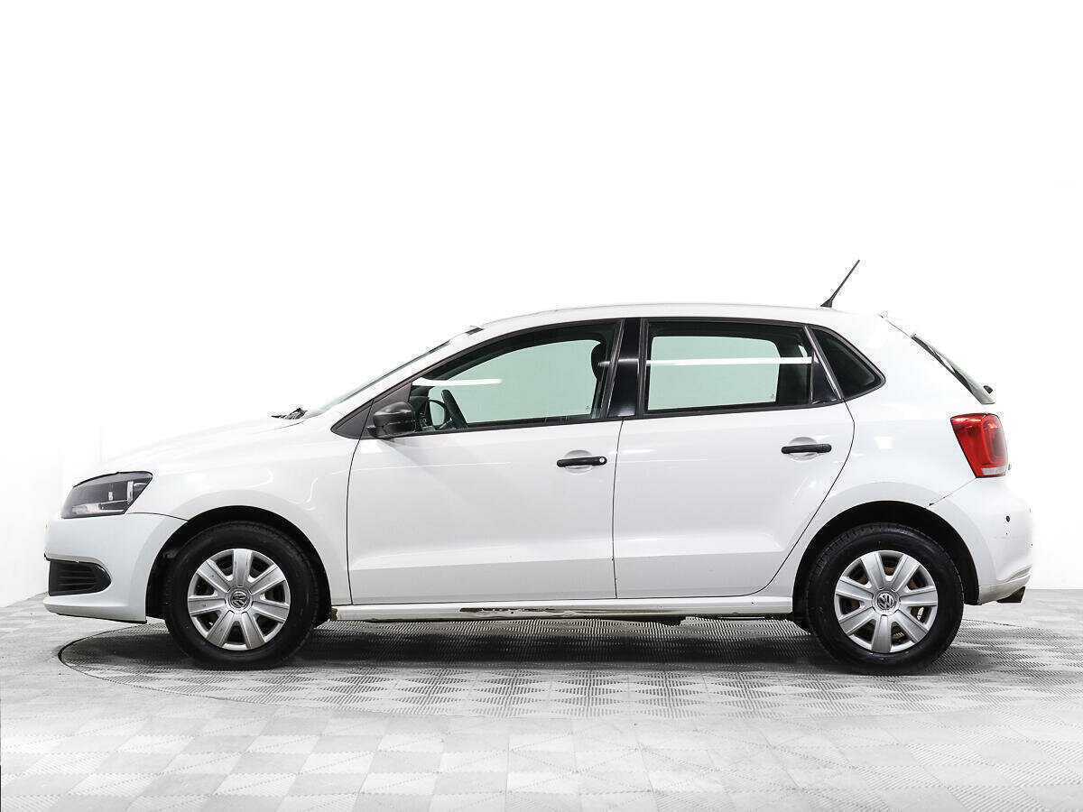 Volkswagen Polo с пробегом — 2010 год. Фото: #6