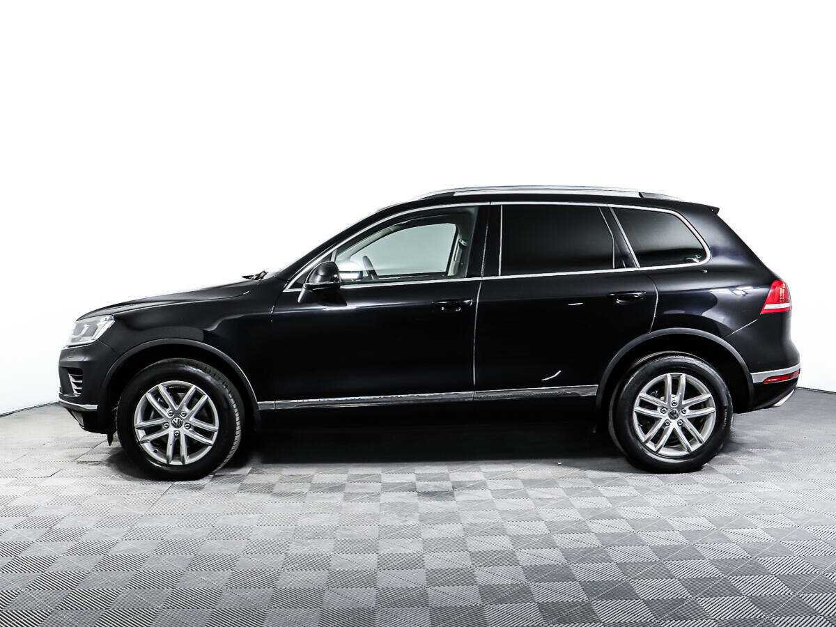 Volkswagen Touareg с пробегом — 2015 год. Фото: #7