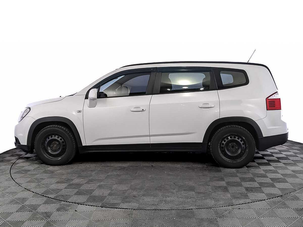 Chevrolet Orlando с пробегом — 2012 год. Фото: #7