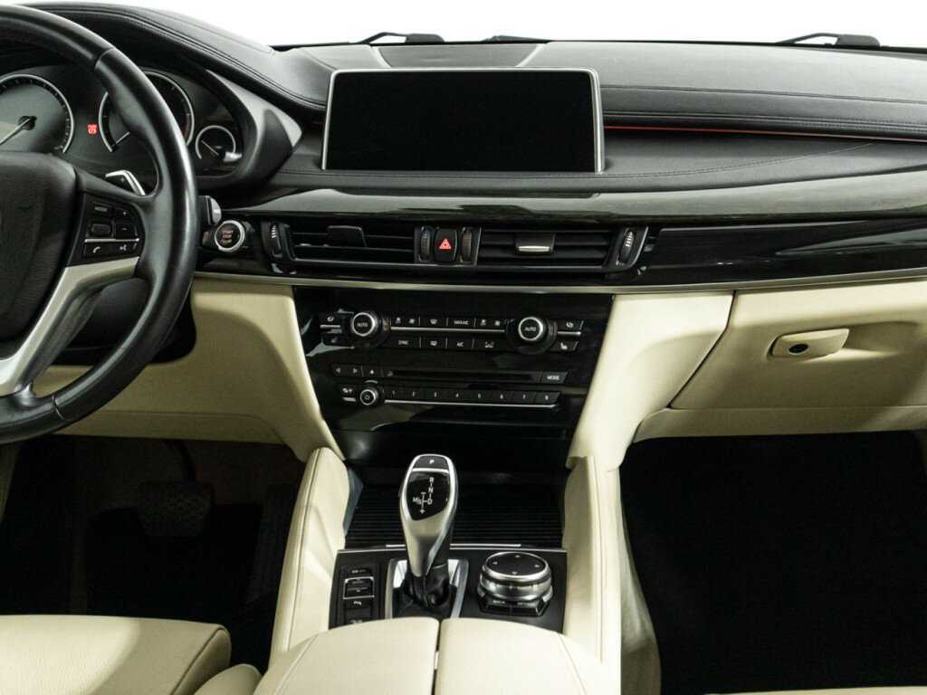 BMW X6 с пробегом — 2015 год. Фото: #11