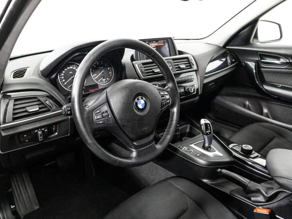 BMW 1 серии с пробегом — 2016 год. Фото: #10