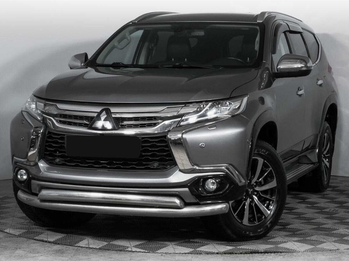 Mitsubishi Pajero Sport с пробегом — 2016 год. Посмотреть фото