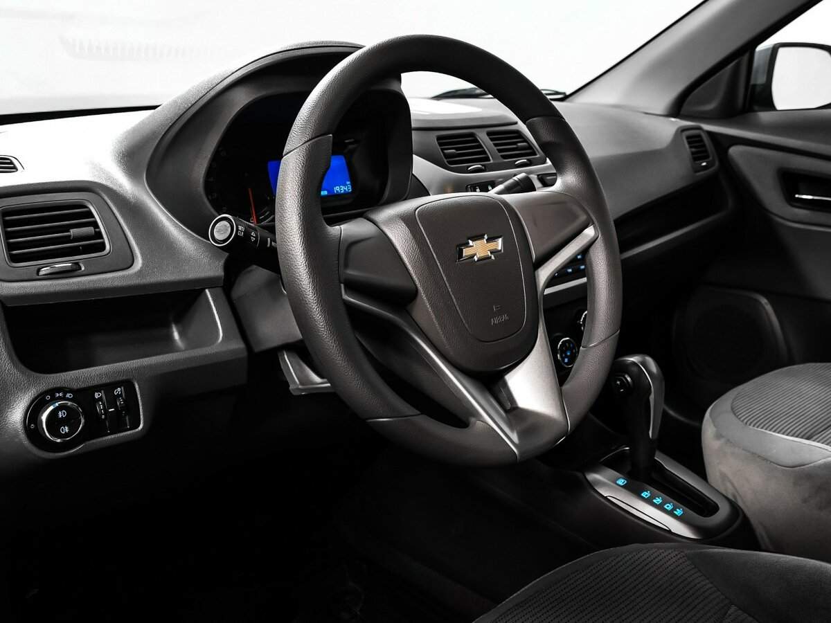 Chevrolet Cobalt с пробегом — 2023 год. Фото: #12