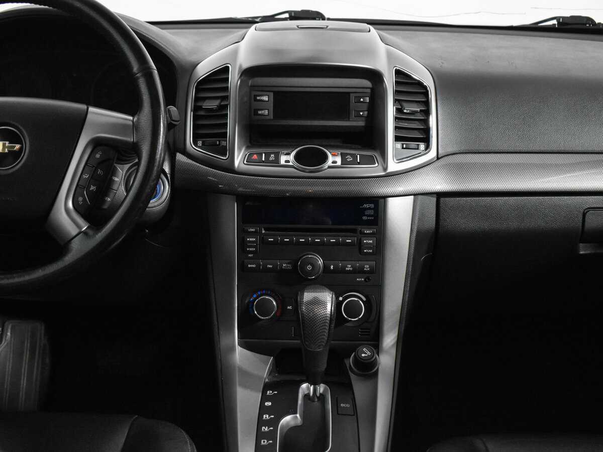 Chevrolet Captiva с пробегом — 2012 год. Фото: #12