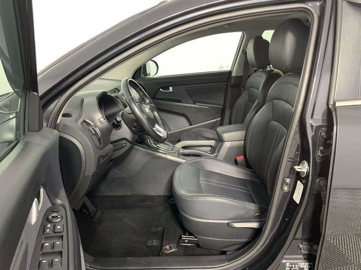 Kia Sportage с пробегом — 2010 год. Фото: #13