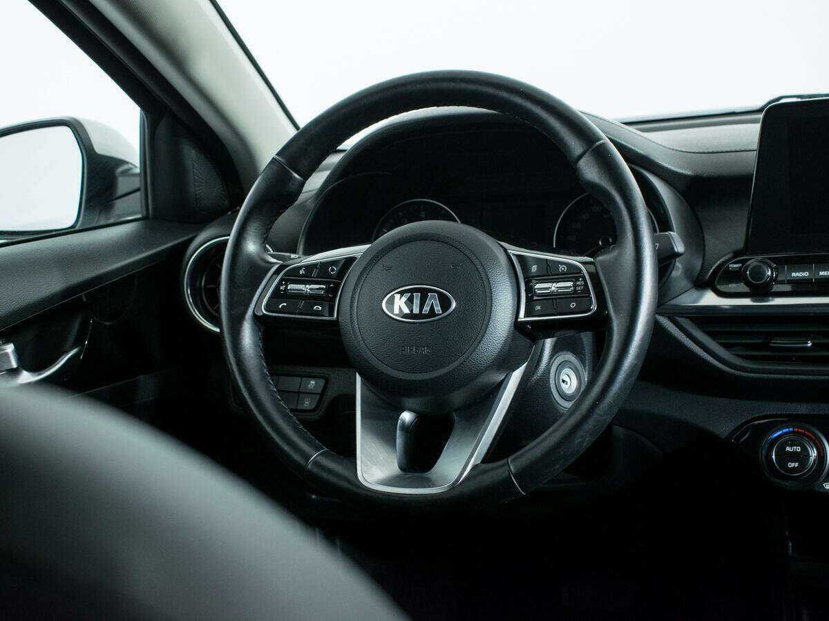 Kia Cerato с пробегом — 2021 год. Фото: #13