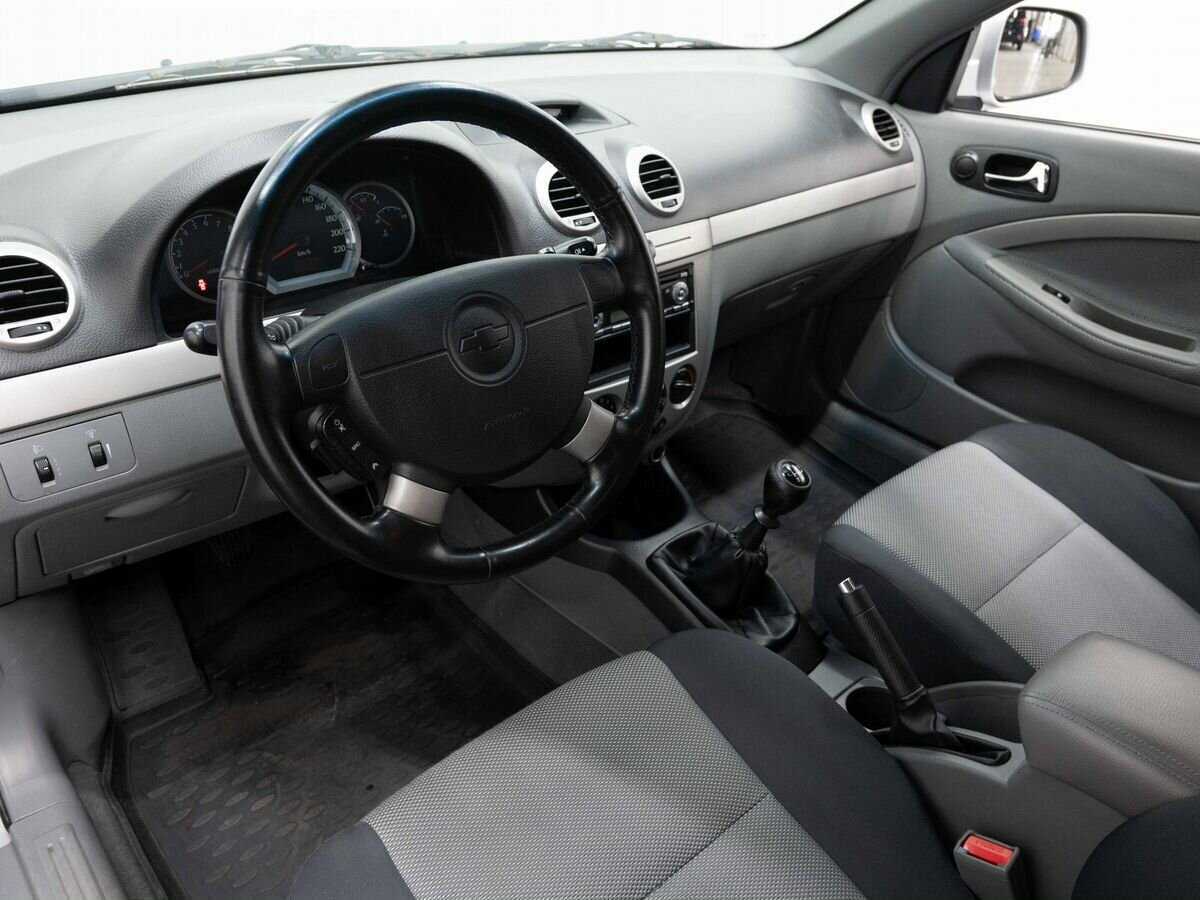 Chevrolet Lacetti с пробегом — 2010 год. Фото: #7