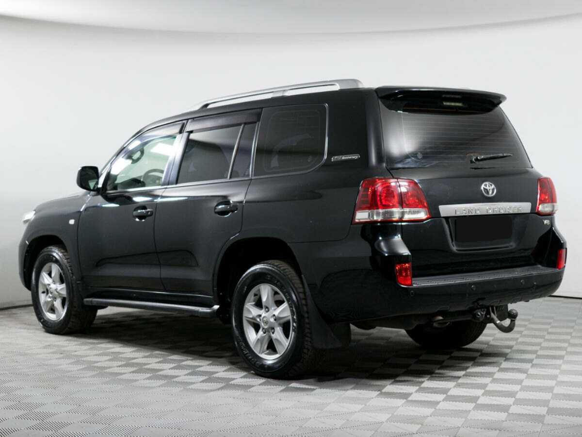 Toyota Land Cruiser с пробегом — 2011 год. Фото: #6