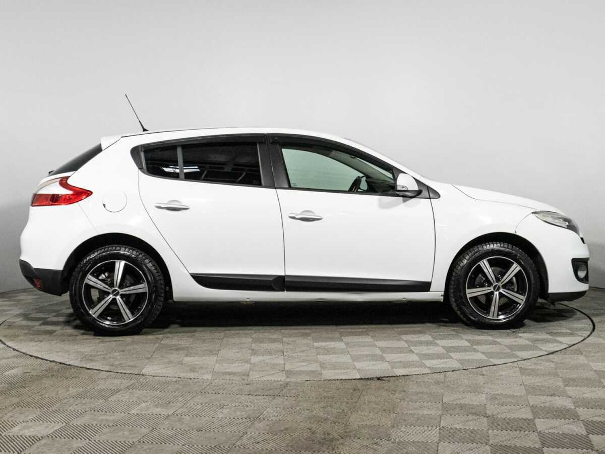 Renault Megane с пробегом — 2013 год. Фото: #3