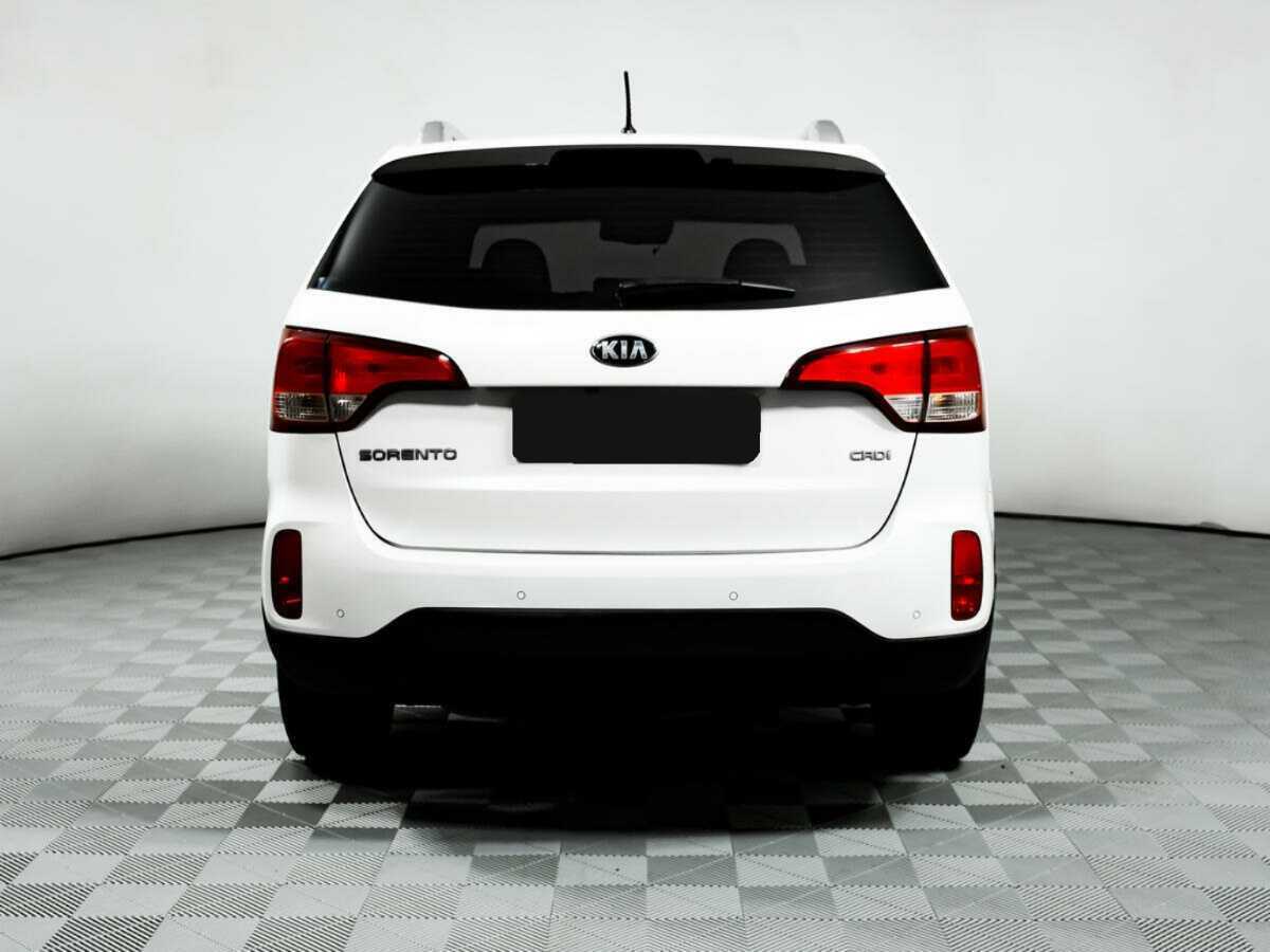 Kia Sorento с пробегом — 2014 год. Фото: #5