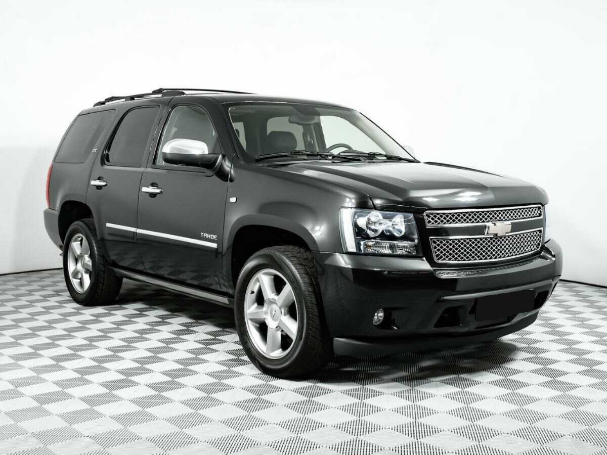 Chevrolet Tahoe с пробегом — 2012 год. Фото: #2
