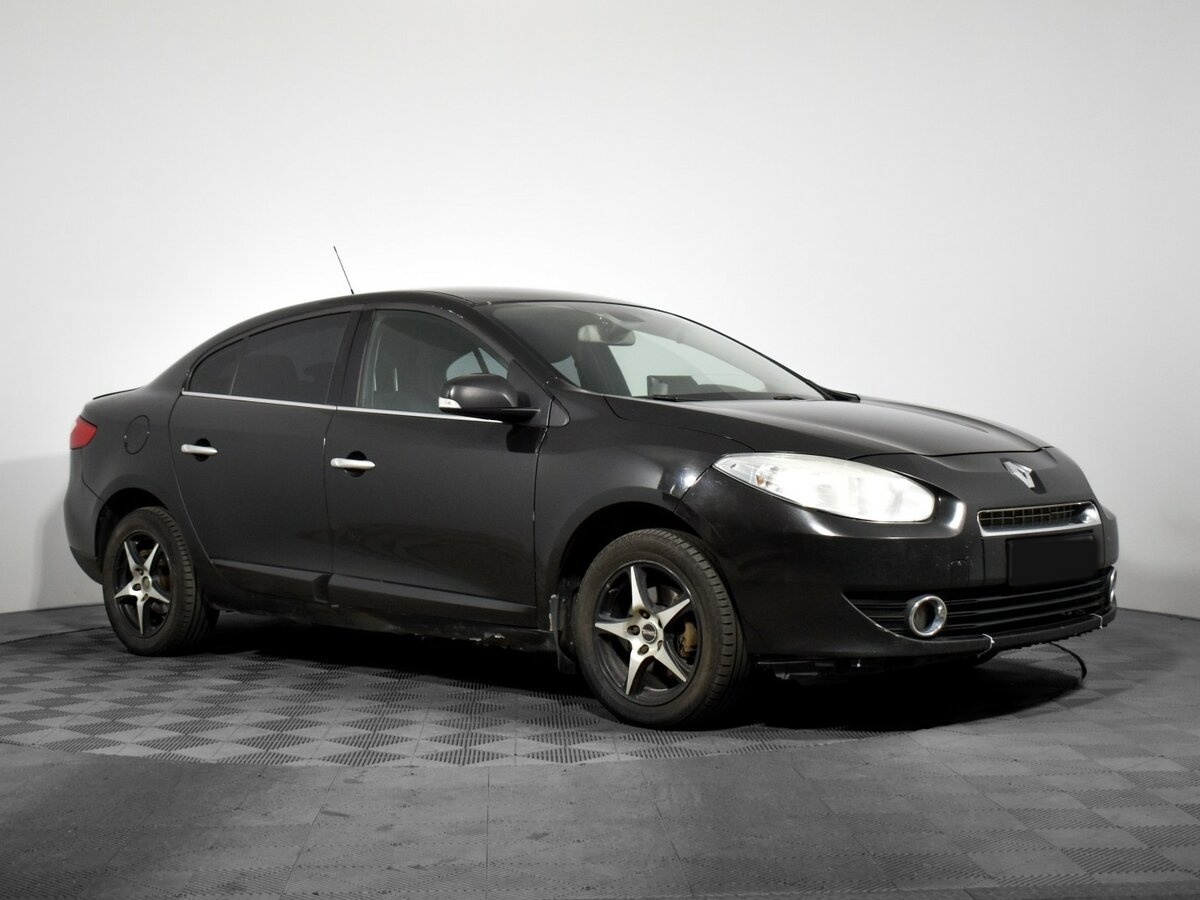 Renault Fluence с пробегом — 2011 год. Фото: #2