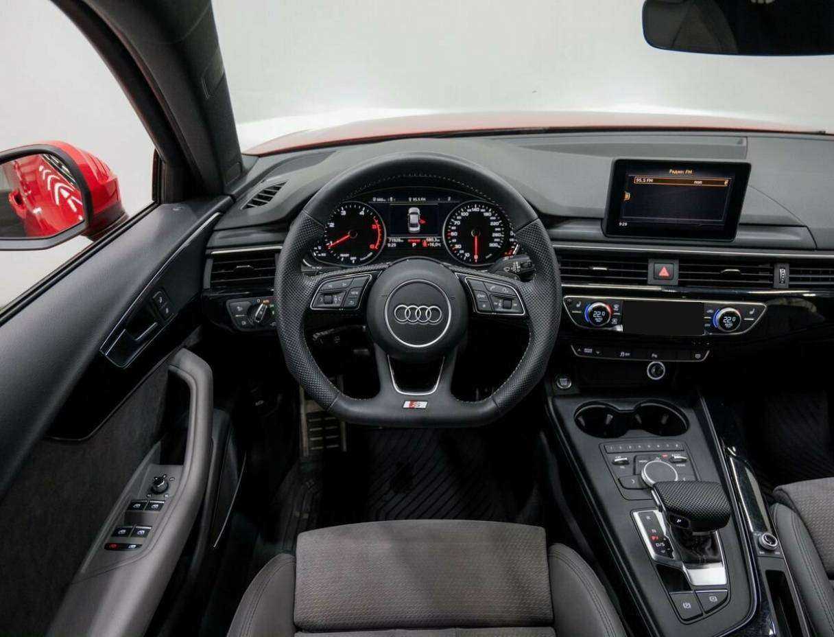 Audi A4 с пробегом — 2019 год. Фото: #12