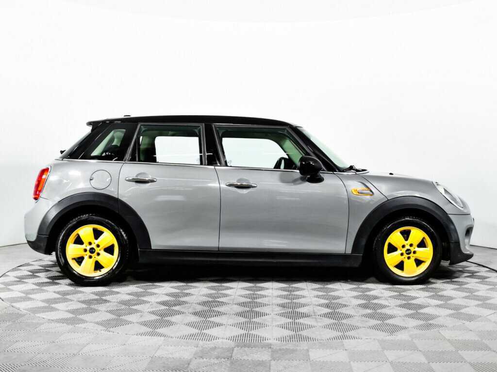 Mini Hatch с пробегом — 2018 год. Фото: #3