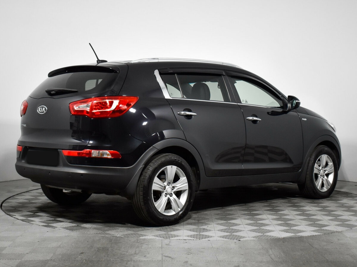 Kia Sportage с пробегом — 2012 год. Фото: #4