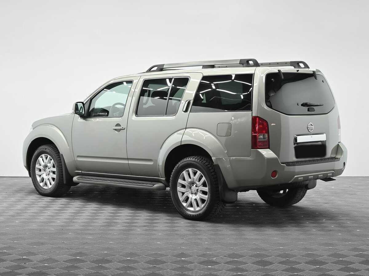 Nissan Pathfinder с пробегом — 2010 год. Фото: #2
