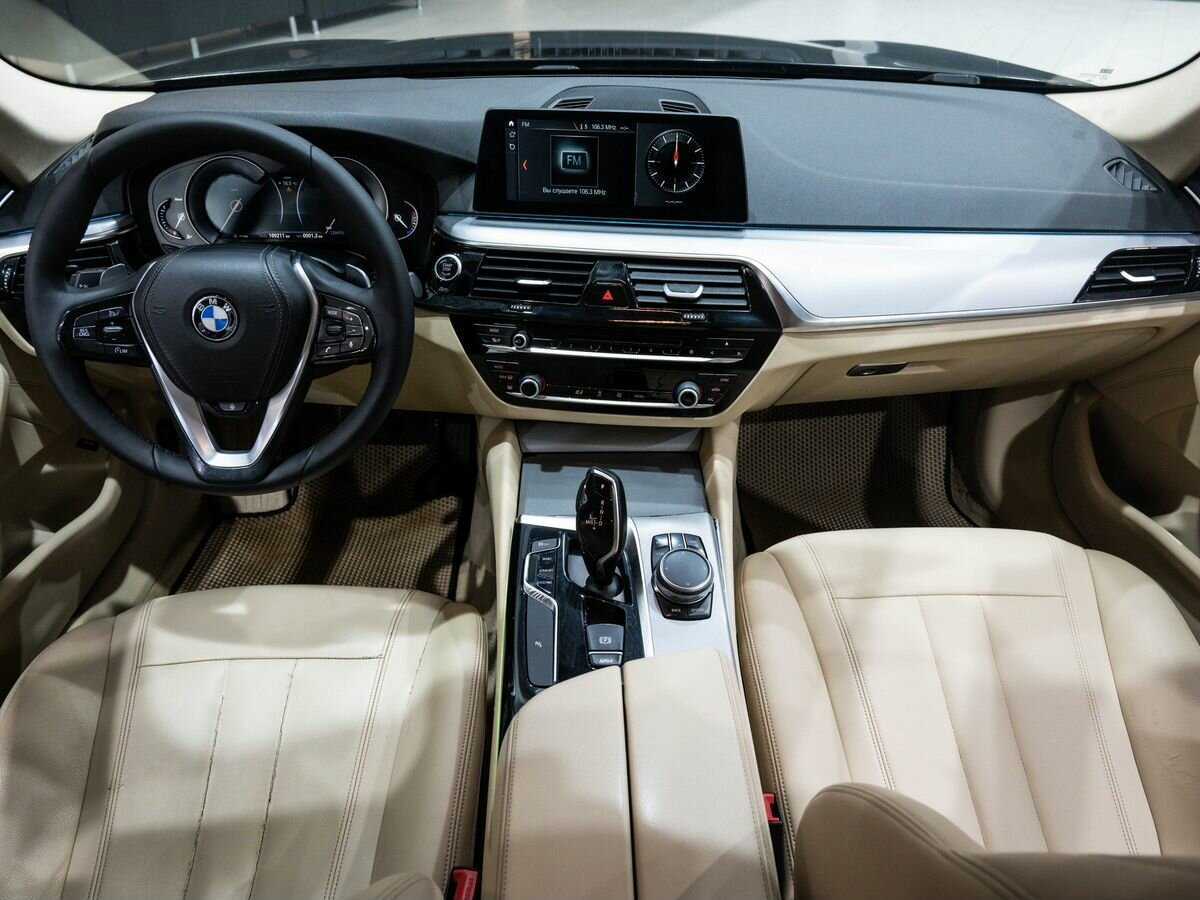 BMW 5 серии с пробегом — 2017 год. Фото: #9