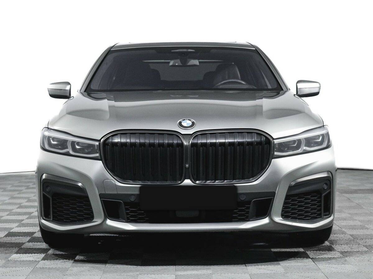 BMW 7 серии с пробегом — 2019 год. Фото: #1