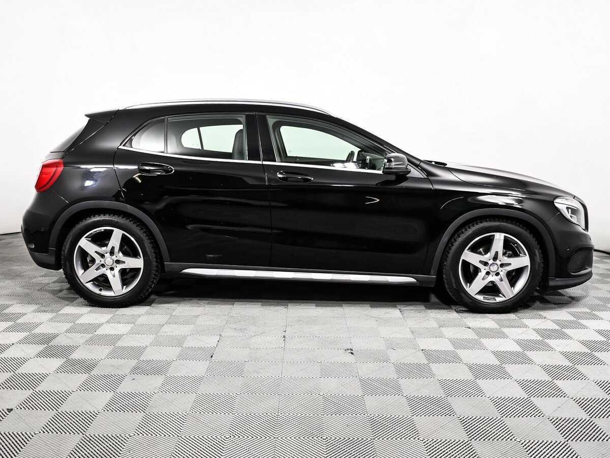 Mercedes-Benz GLA с пробегом — 2015 год. Фото: #3
