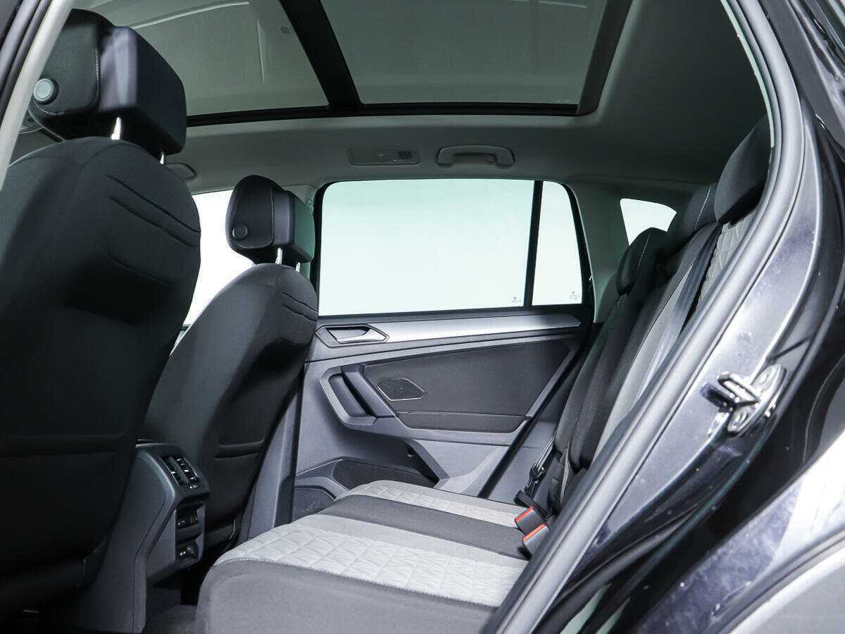 Volkswagen Tiguan с пробегом — 2021 год. Фото: #8
