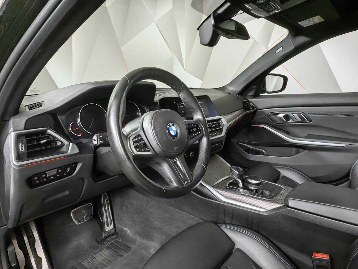 BMW 3 серии с пробегом — 2020 год. Фото: #13