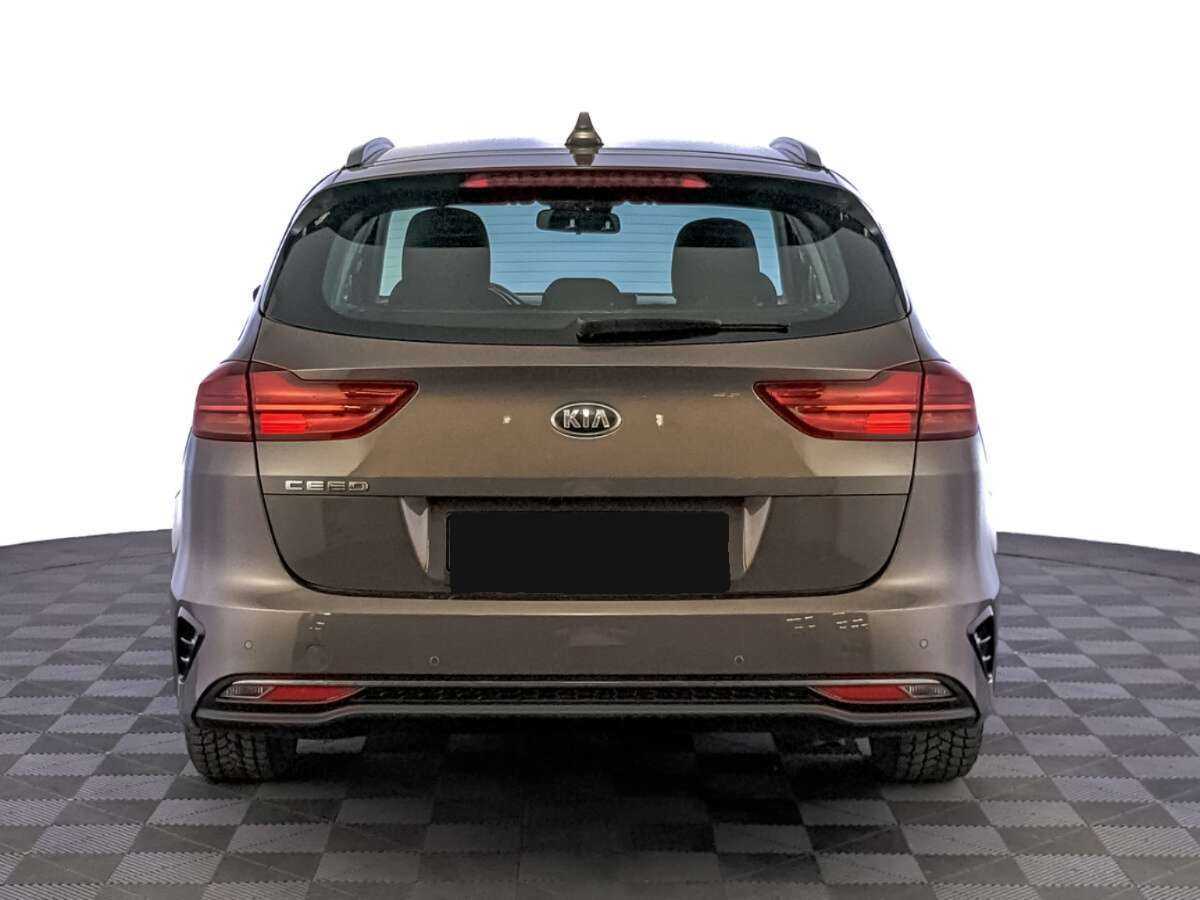 Kia Ceed с пробегом — 2021 год. Фото: #5