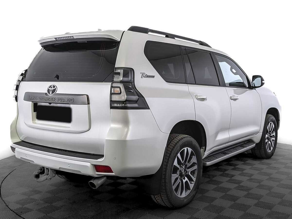 Toyota Land Cruiser Prado с пробегом — 2022 год. Фото: #4