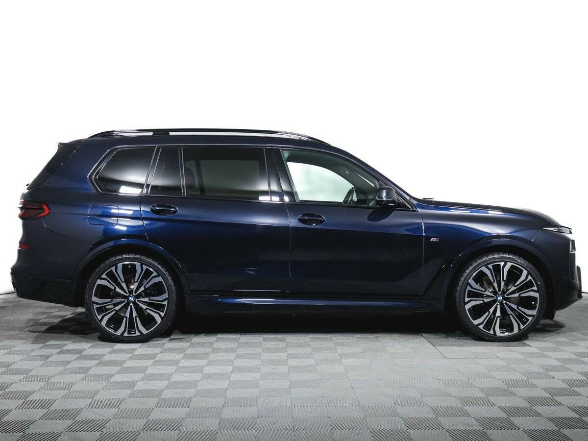 BMW X7 с пробегом — 2023 год. Фото: #3