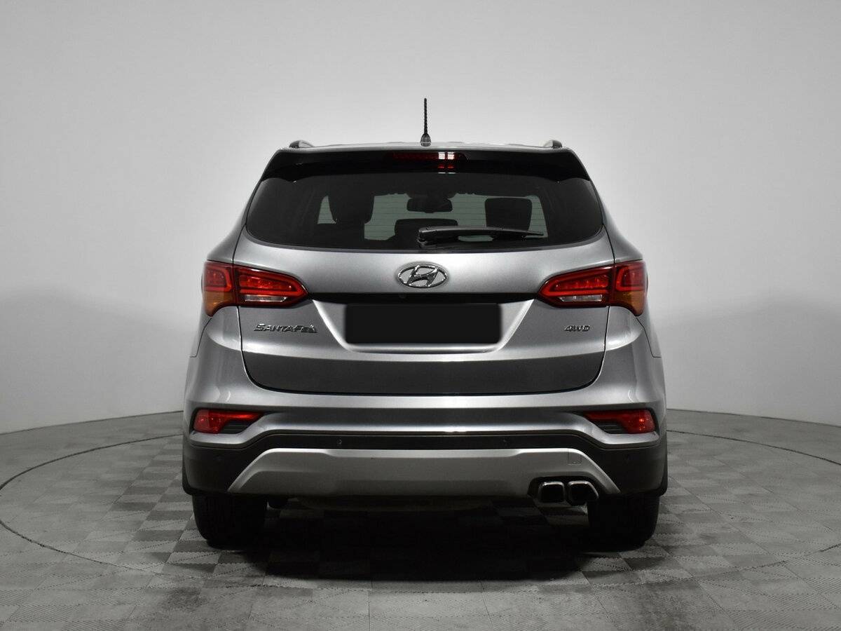 Hyundai Santa Fe с пробегом — 2015 год. Фото: #5