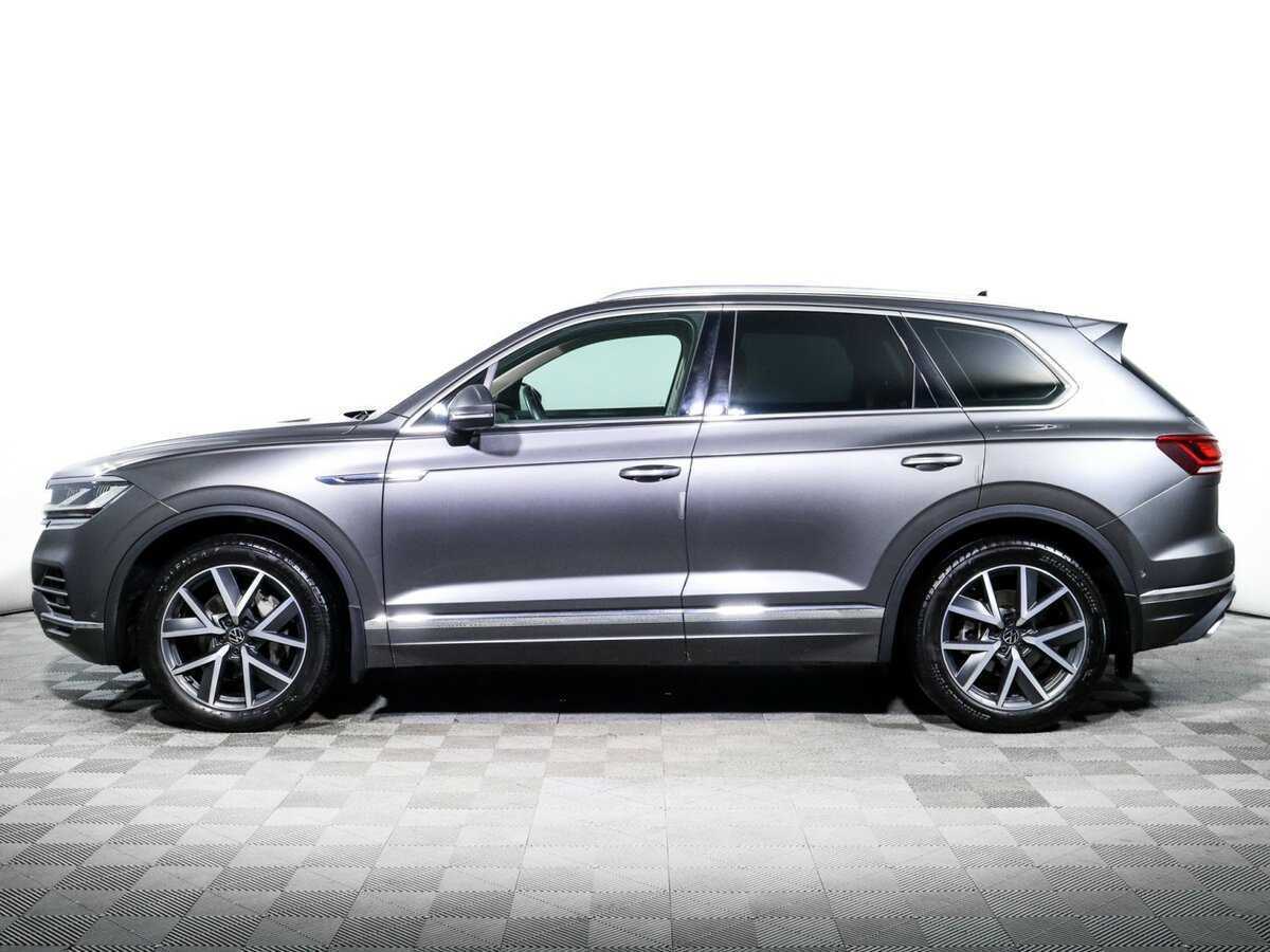 Volkswagen Touareg с пробегом — 2020 год. Фото: #4