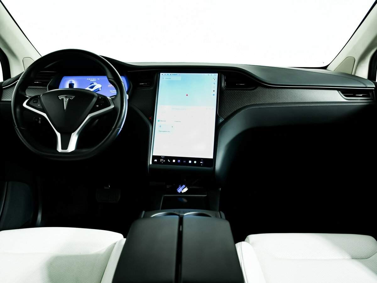 Tesla Model X с пробегом — 2018 год. Фото: #29