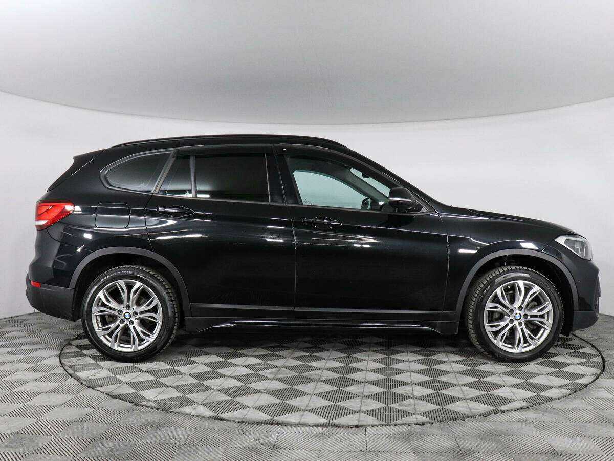 BMW X1 с пробегом — 2020 год. Фото: #4