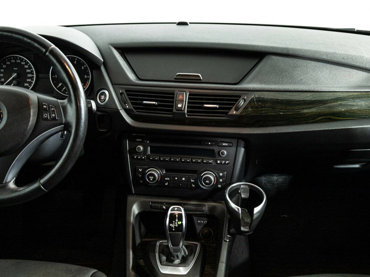 BMW X1 с пробегом — 2012 год. Фото: #13