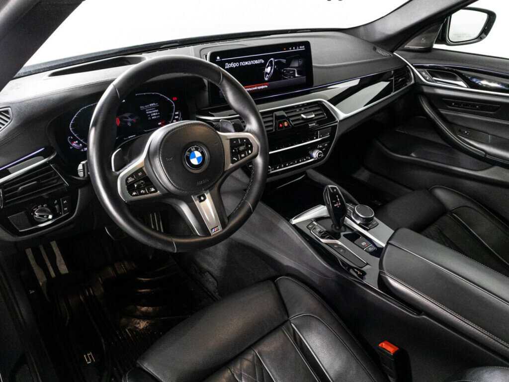BMW 5 серии с пробегом — 2020 год. Фото: #10