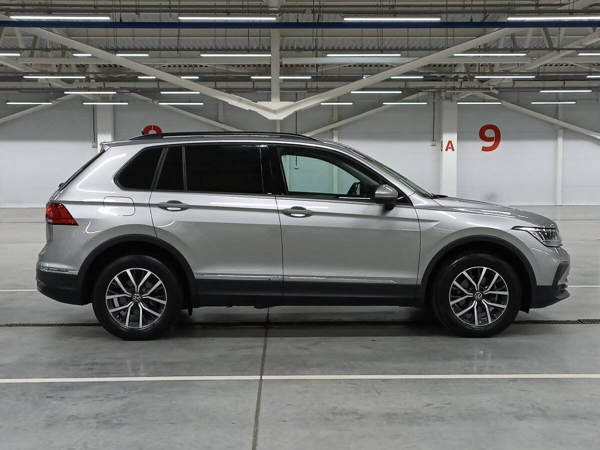 Volkswagen Tiguan с пробегом — 2021 год. Фото: #3
