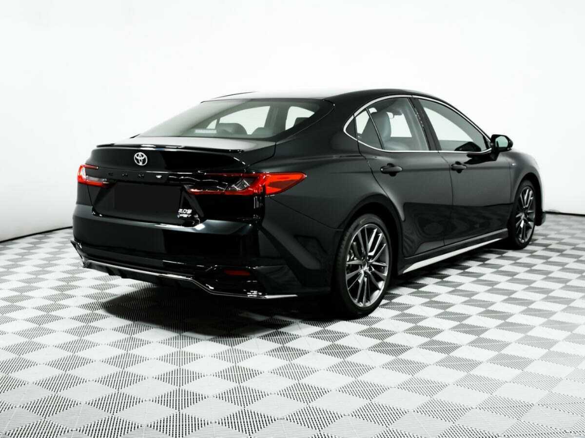 Toyota Camry с пробегом — 2024 год. Фото: #4
