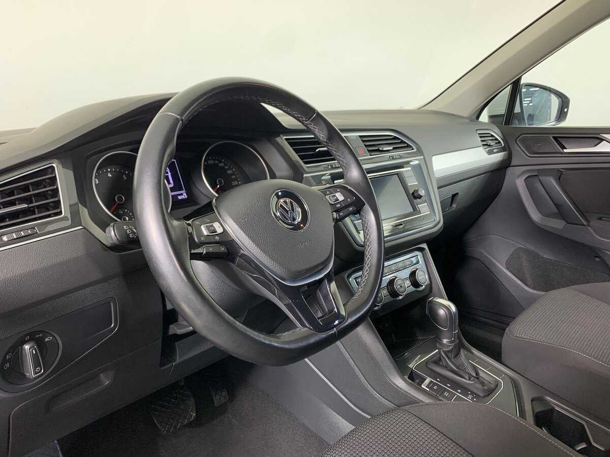 Volkswagen Tiguan с пробегом — 2018 год. Фото: #11