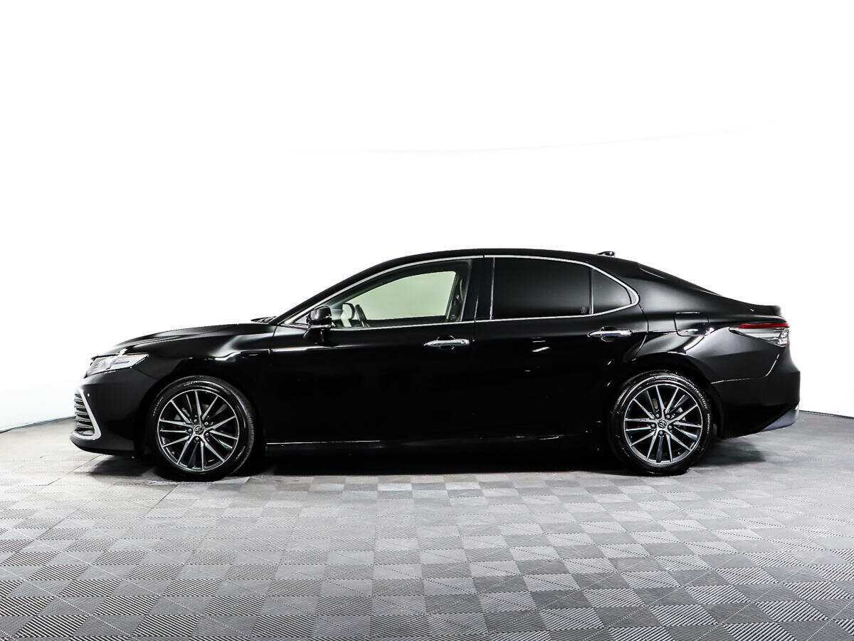 Toyota Camry с пробегом — 2022 год. Фото: #6
