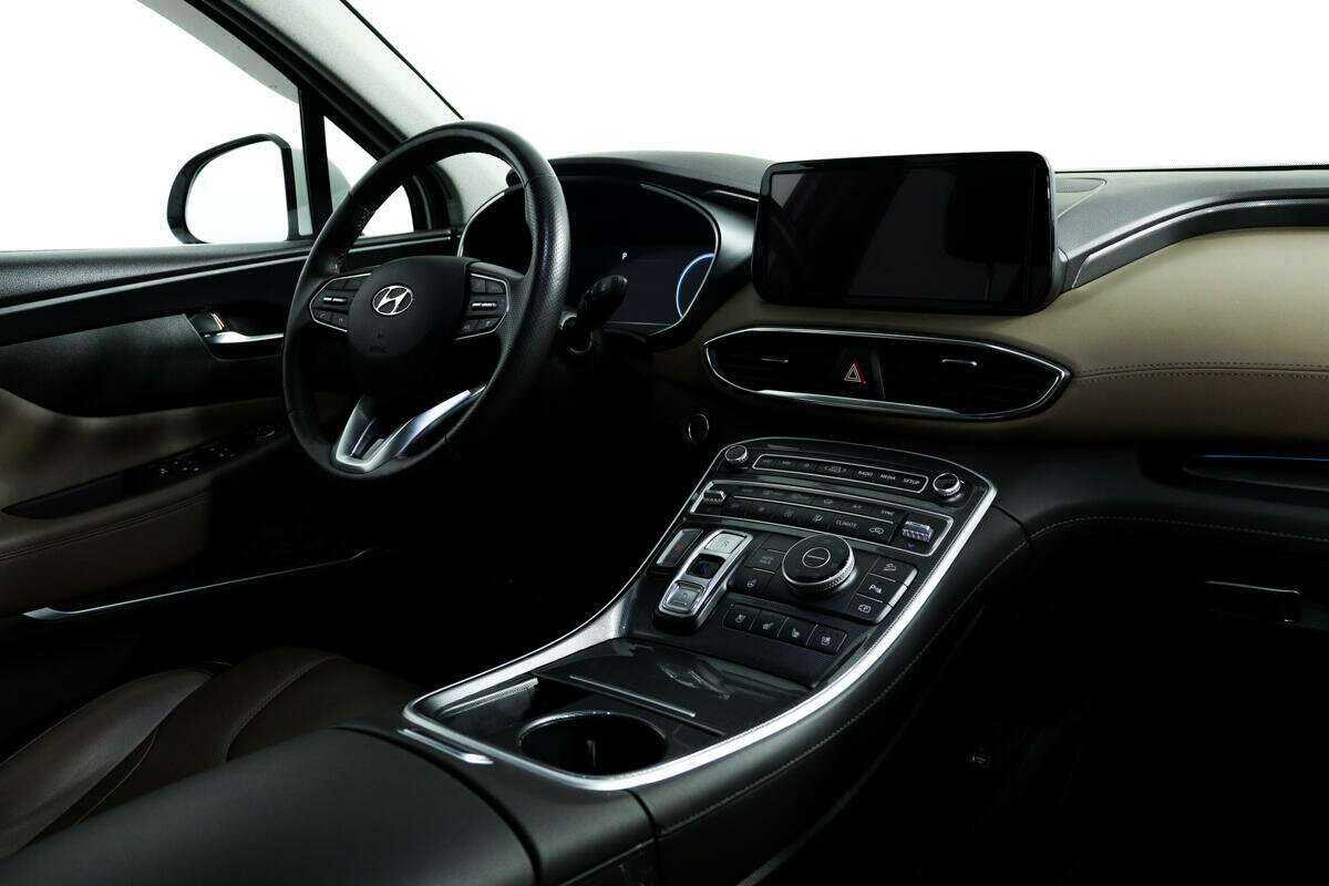 Hyundai Santa Fe с пробегом — 2021 год. Фото: #8