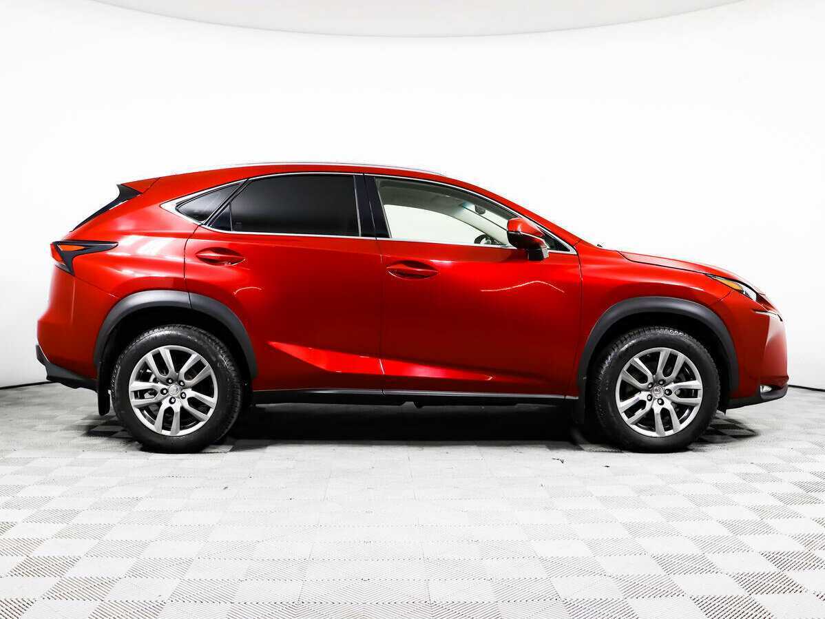 Lexus NX с пробегом — 2016 год. Фото: #3