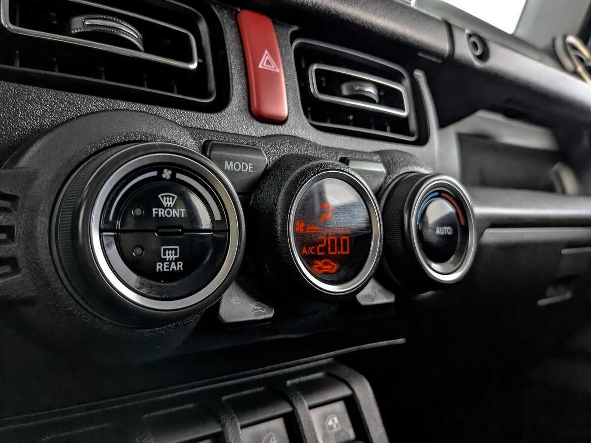 Suzuki Jimny с пробегом — 2021 год. Фото: #16