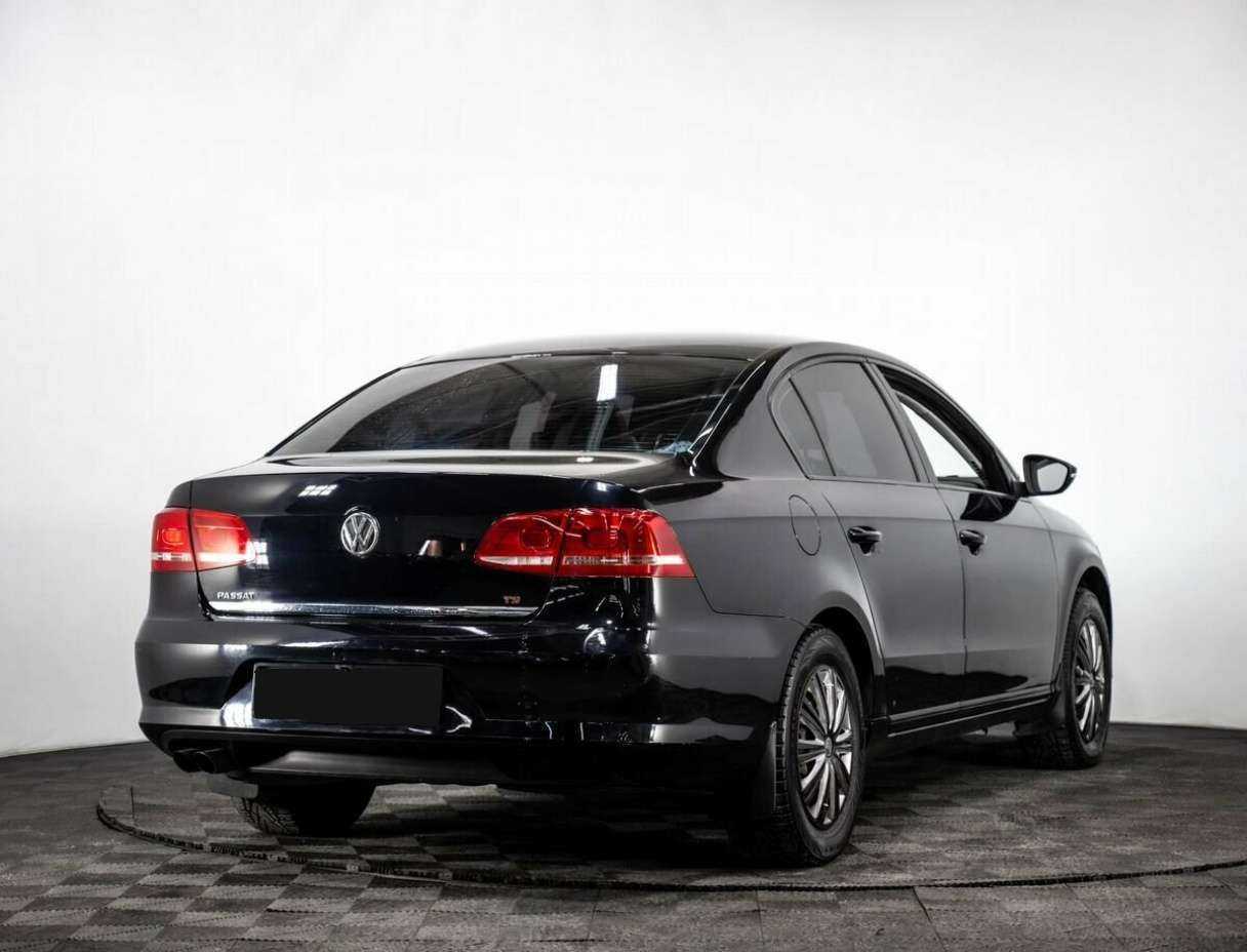 Volkswagen Passat с пробегом — 2011 год. Фото: #3